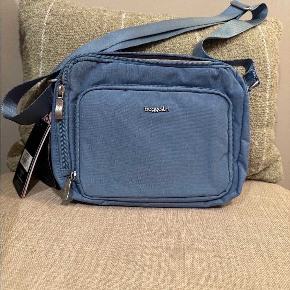Baggallini Slate Blue Messenger Bag